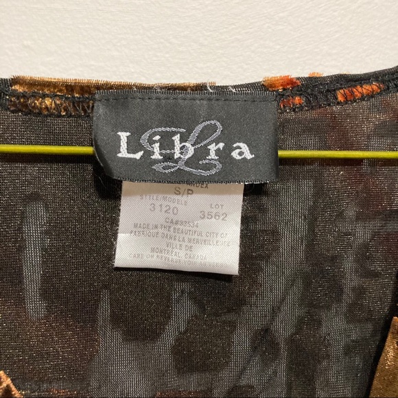 3/4 length sleeve cowl neck top - Picture 4 of 5